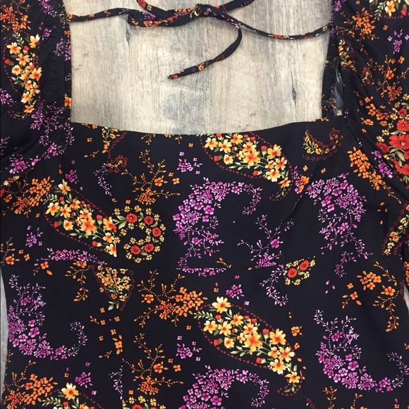 Never worn dress with vibrant, rich fall colors! - Picture 4 of 7